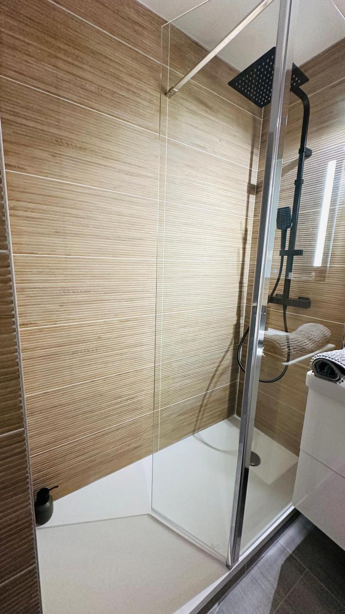 Appartement En Residence Pierre Et Vacance Au Golf Biscarrosse Eksteriør bilde