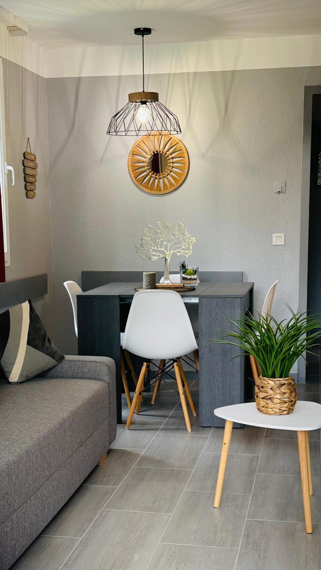Appartement En Residence Pierre Et Vacance Au Golf Biscarrosse Eksteriør bilde